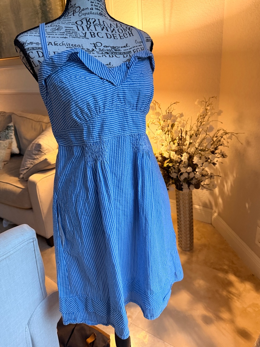 Vintage 2009 American Eagle Seersucker Striped Sundress Blue White Size 12